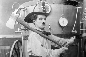 Charlot pompier