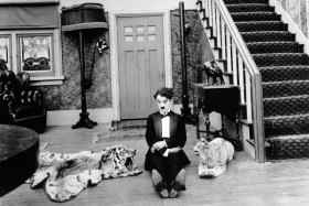 charlot-rentre-tard_WEB