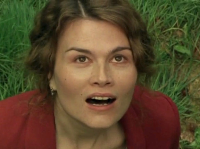 Lady Chatterley Et L Homme Des Bois Que regarde Lady Chatterley (Marina Hands)? | Passion Cinéma